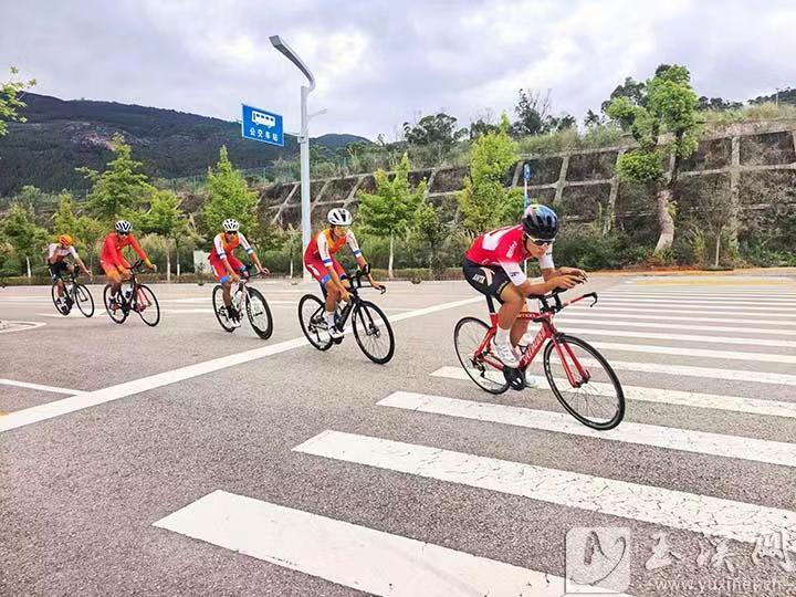 红塔区山头社区：借体育东风扬发展新帆