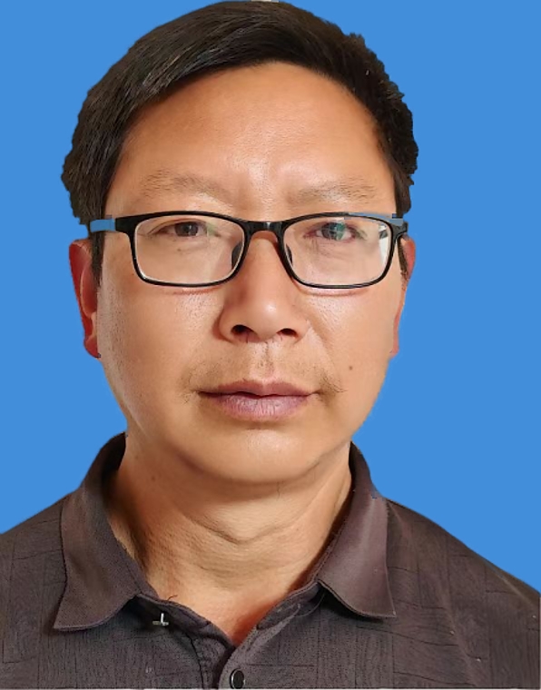 吕忠富.jpg